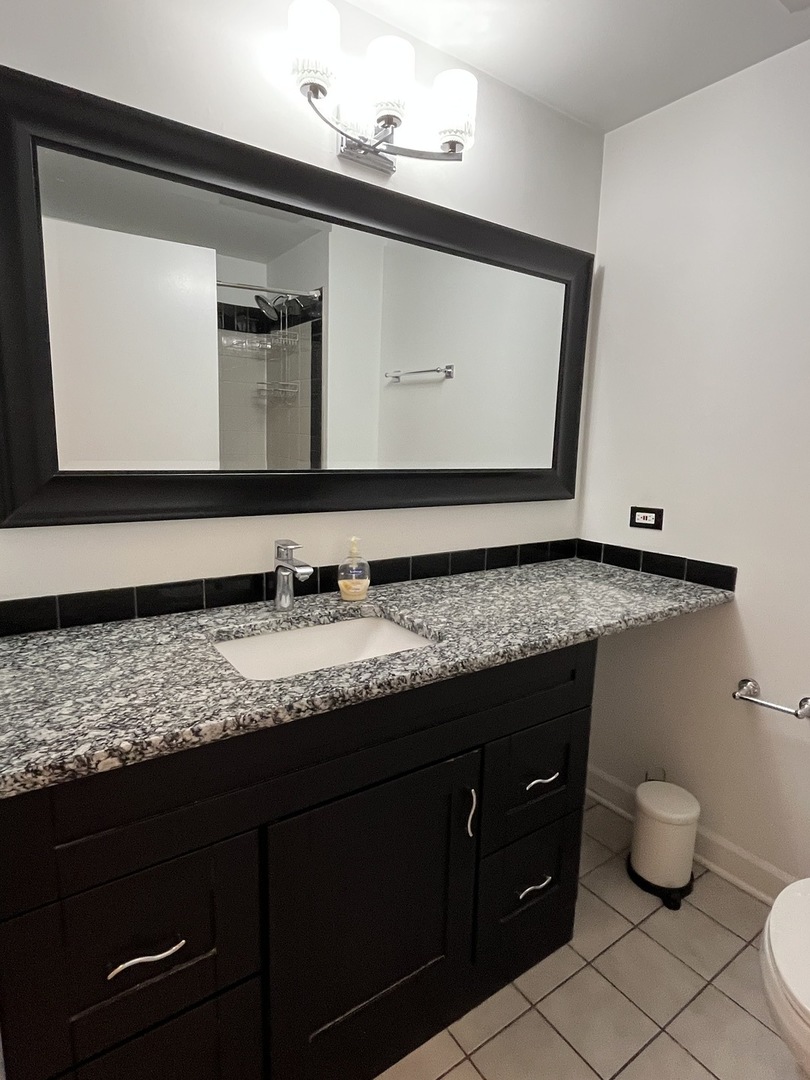 208 W Washington Street #509, Chicago, IL 60606