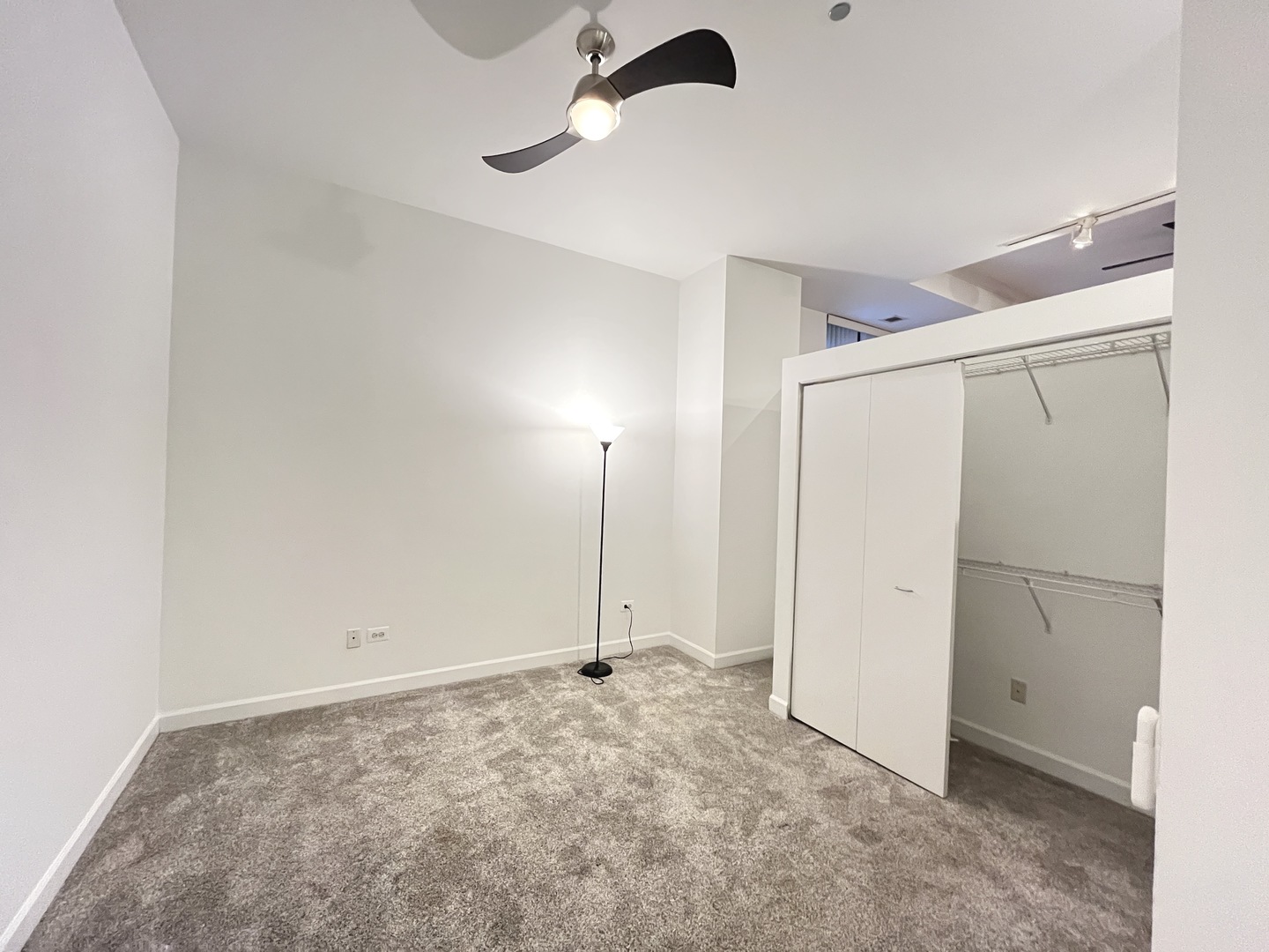208 W Washington Street #509, Chicago, IL 60606