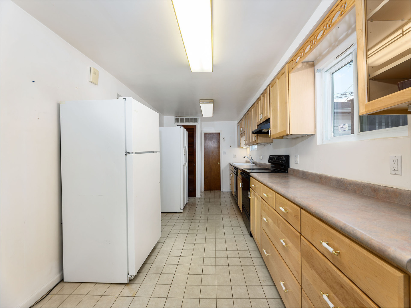 3614 N Pacific Avenue, Chicago, IL 60634