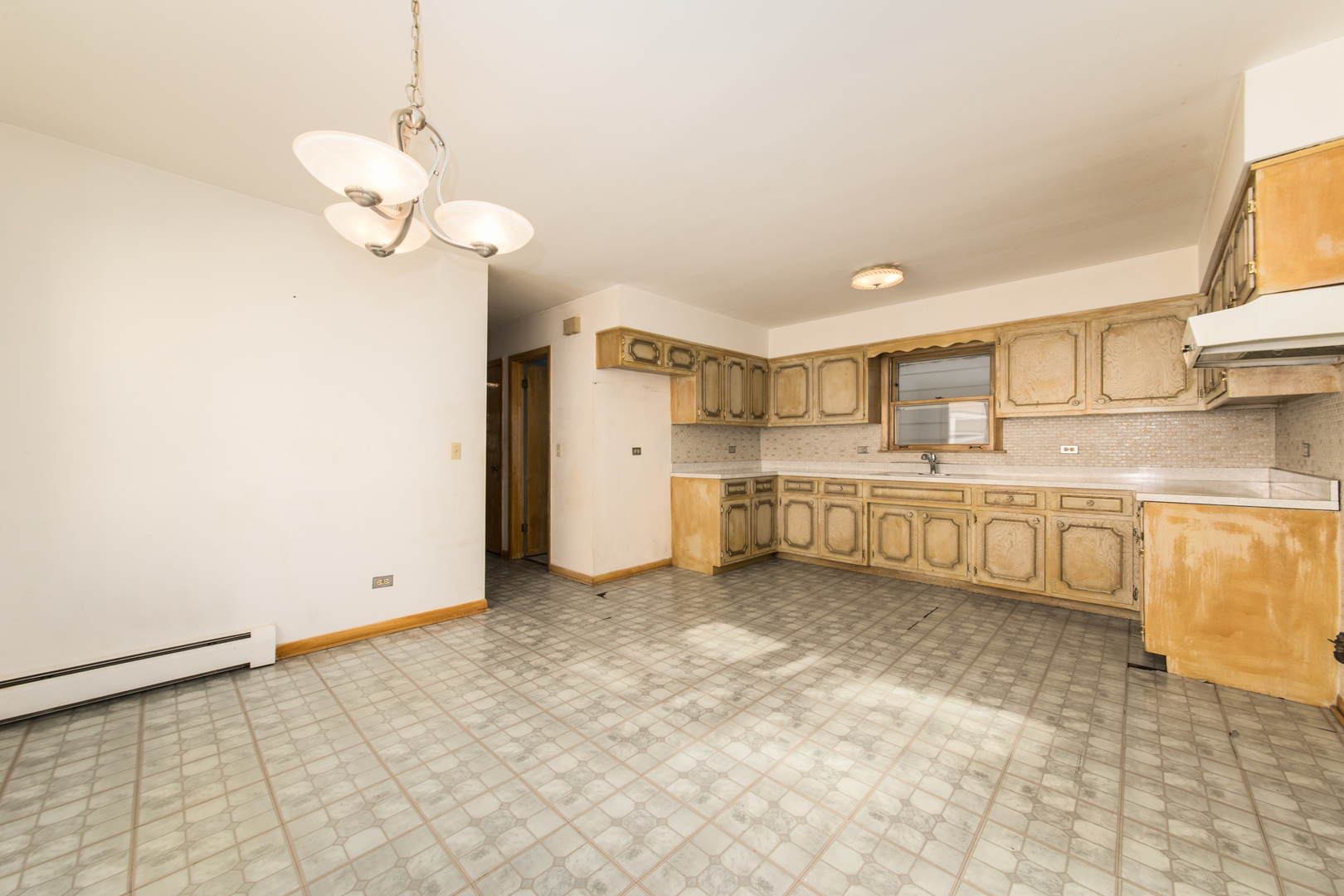 2719 N Nordica Avenue, Chicago, IL 60707