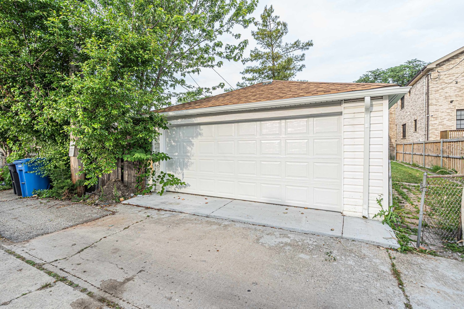 3304 N Ozanam Avenue, Chicago, IL 60634