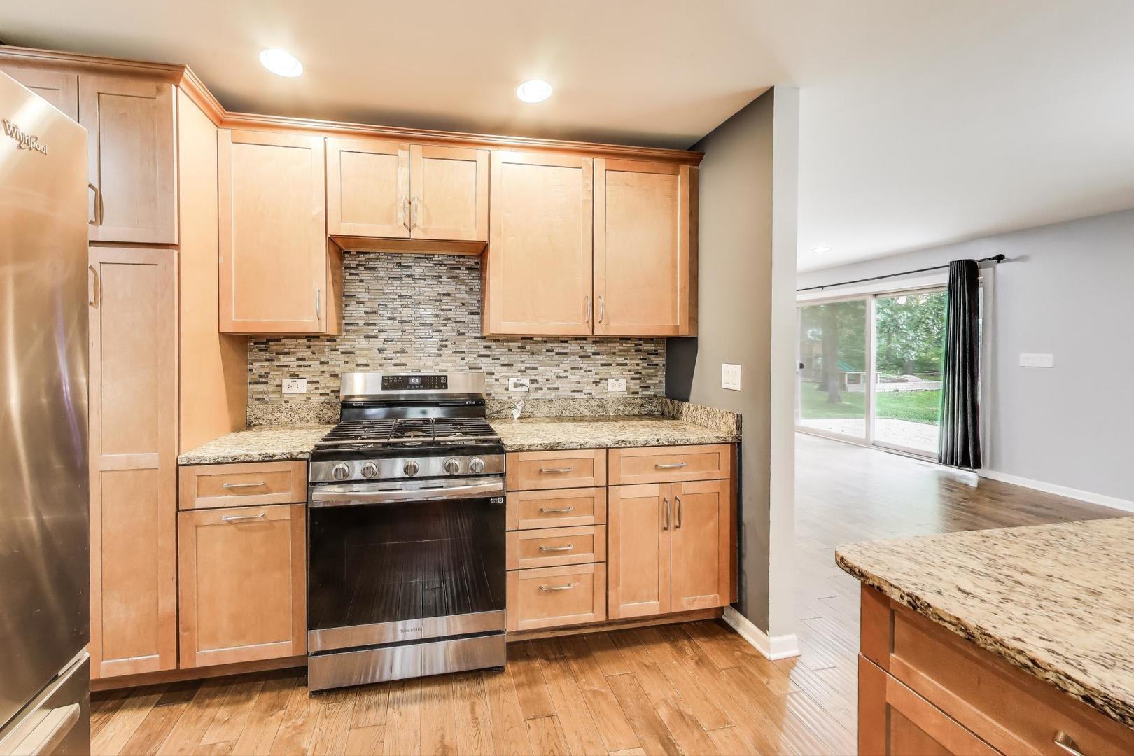 21191 Lisa Lane, Steger, IL 60475
