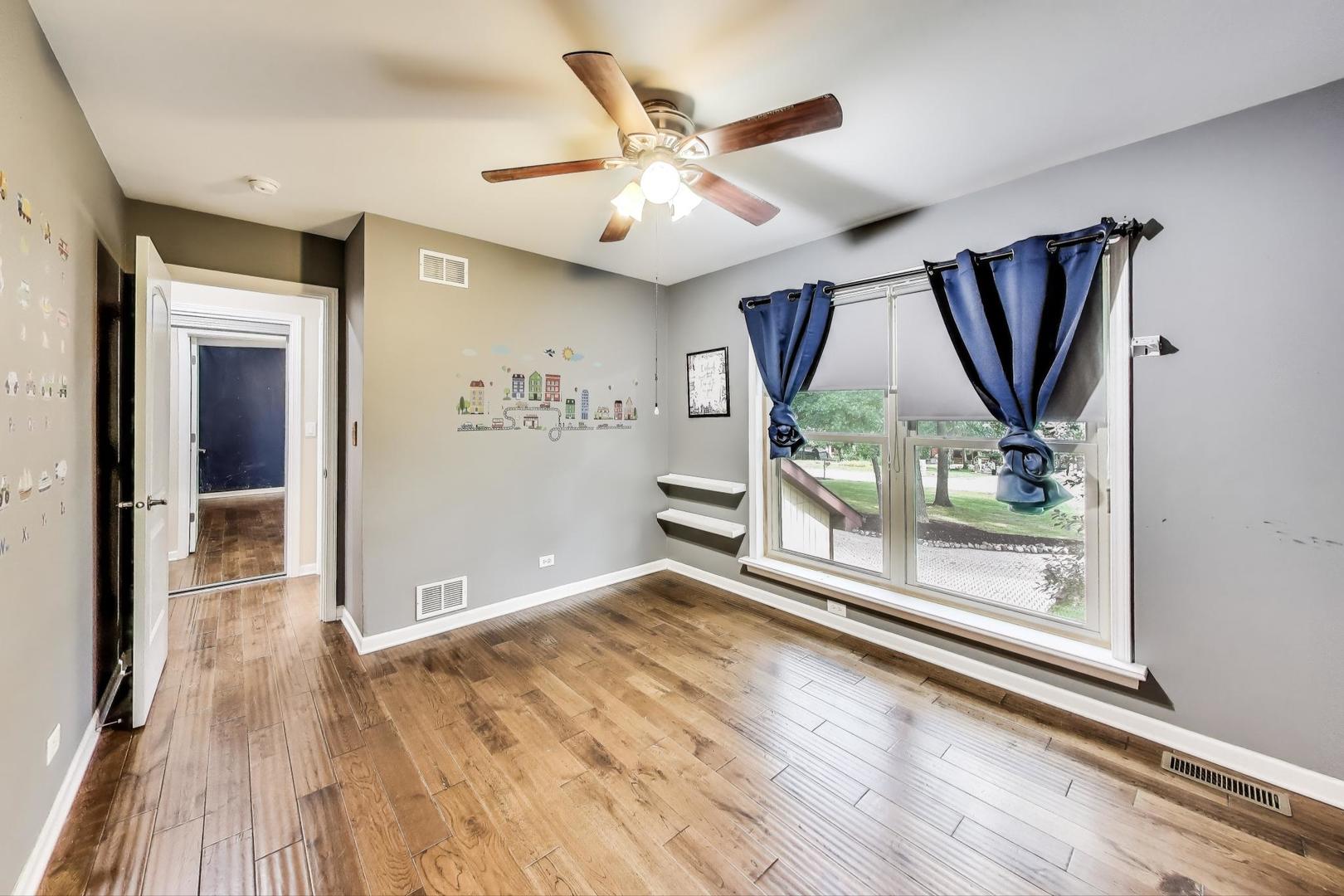 21191 Lisa Lane, Steger, IL 60475