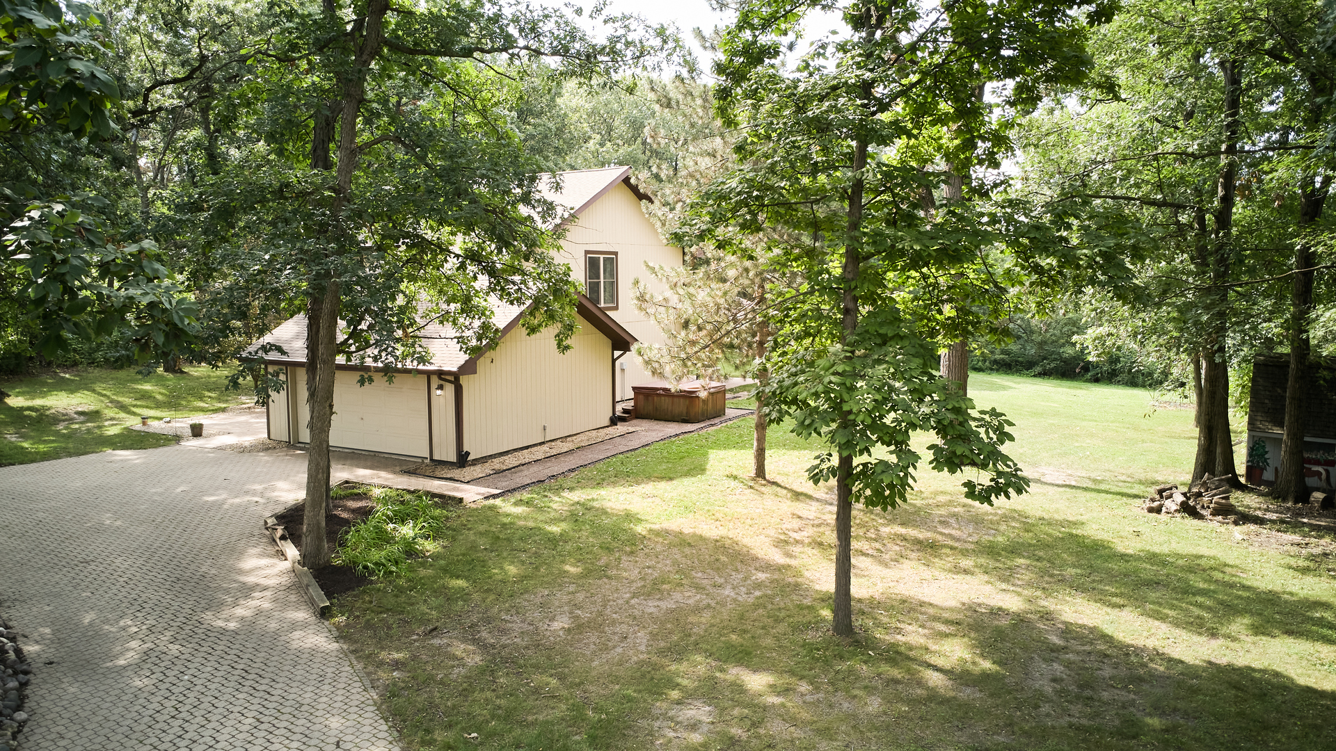 21191 Lisa Lane, Steger, IL 60475