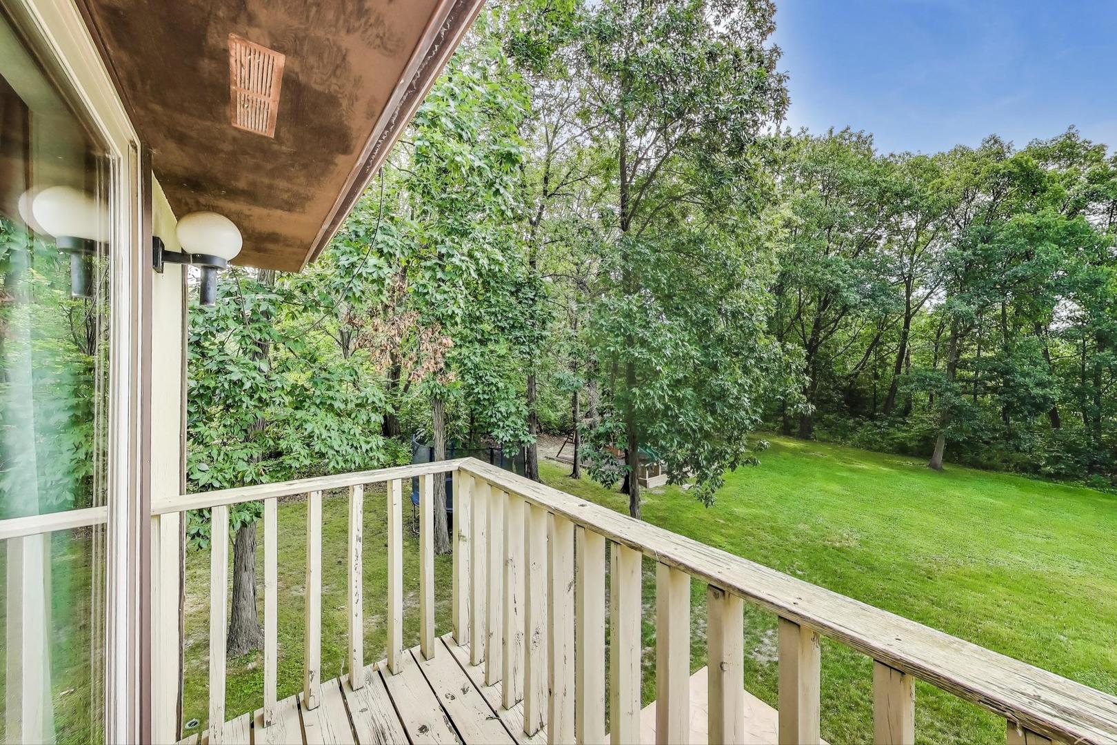 21191 Lisa Lane, Steger, IL 60475