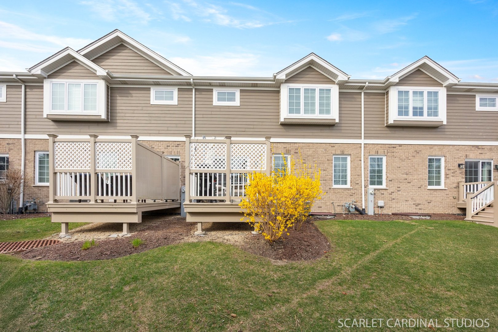 14253 Lacey Drive, Lemont, IL 60439