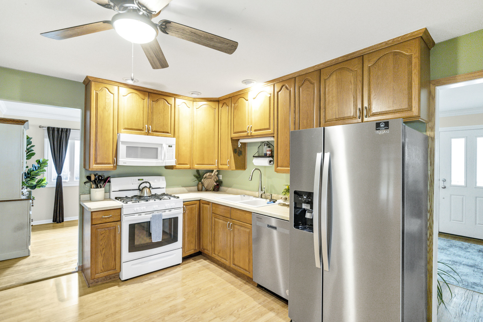 800 Cedar Lane, Bartlett, IL 60103