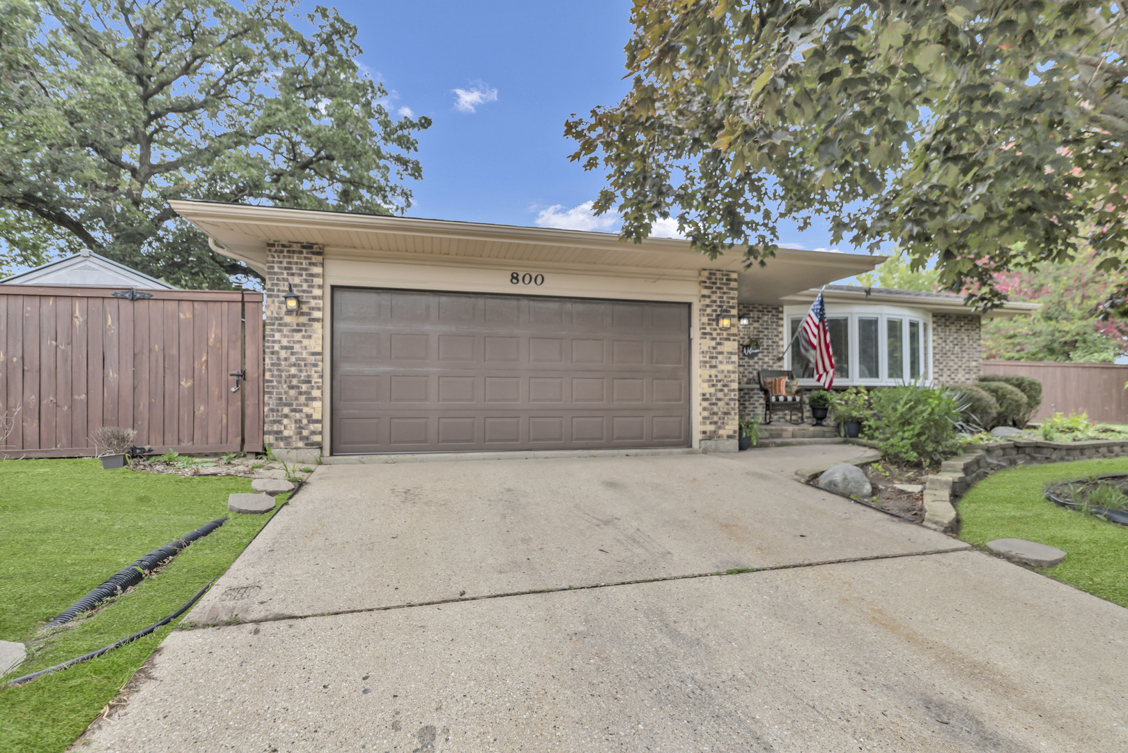 800 Cedar Lane, Bartlett, IL 60103