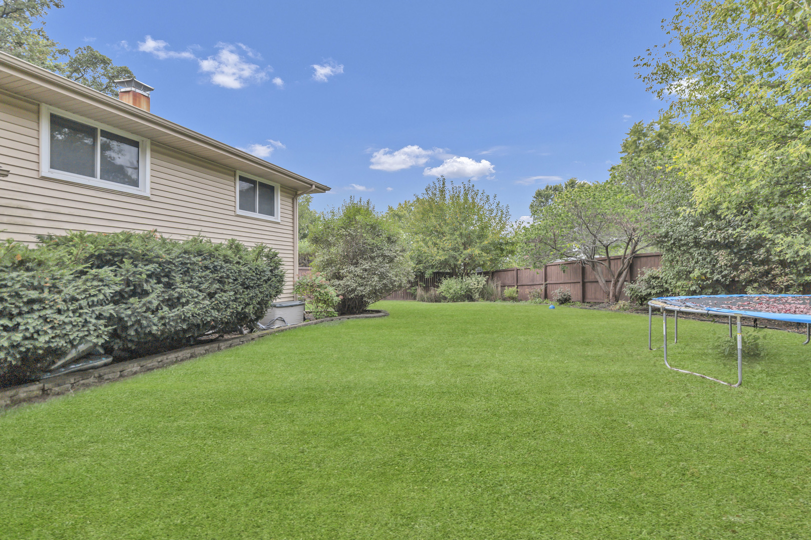 800 Cedar Lane, Bartlett, IL 60103