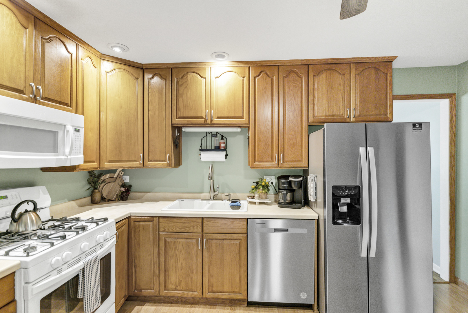 800 Cedar Lane, Bartlett, IL 60103