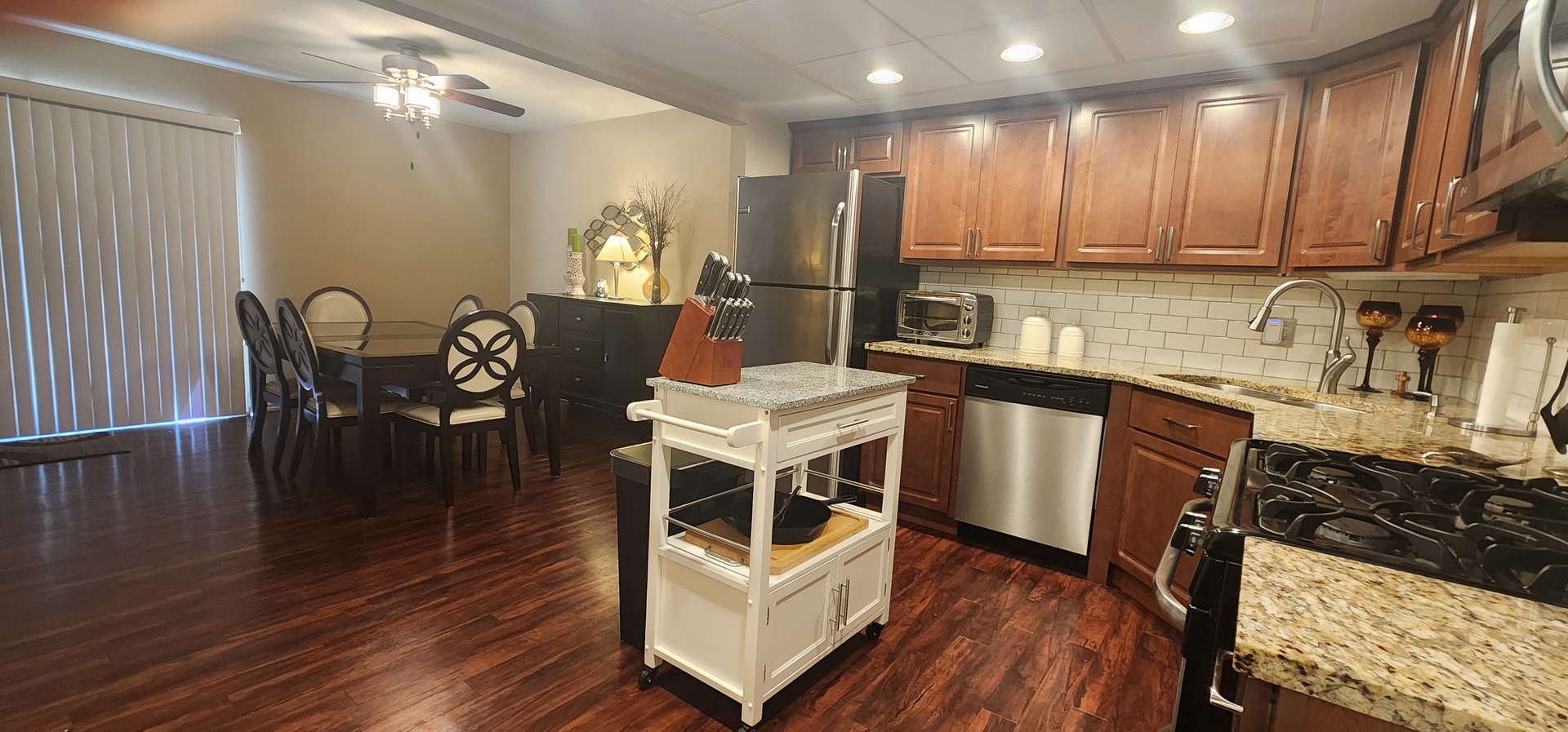 8704 Mobile Avenue #A, Oak Lawn, IL 60453