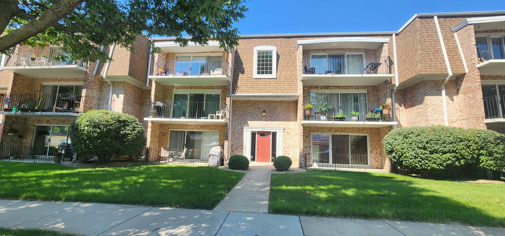 8704 Mobile Avenue #A, Oak Lawn, IL 60453