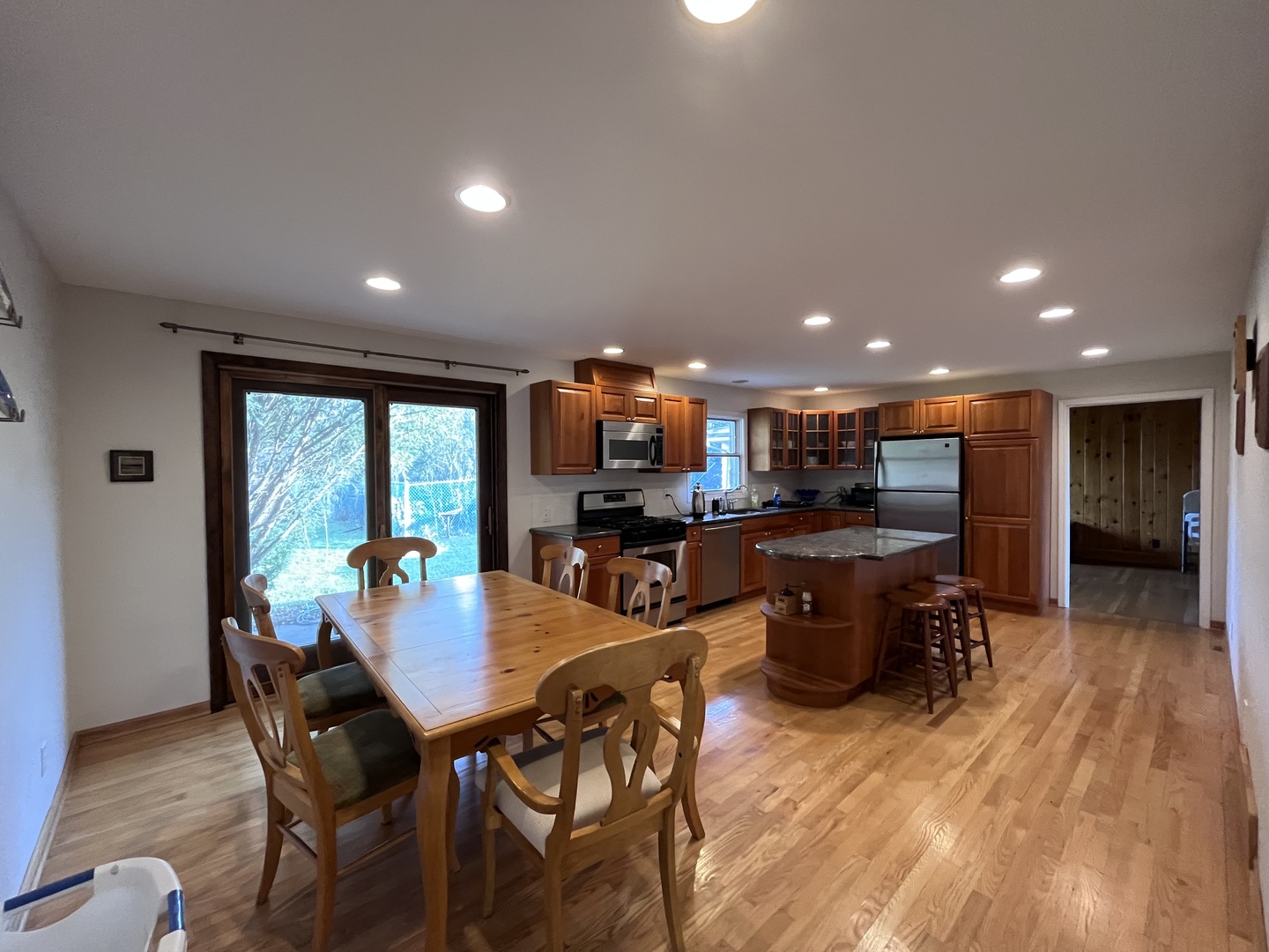 260 N saint marys Road, Libertyville, IL 60048