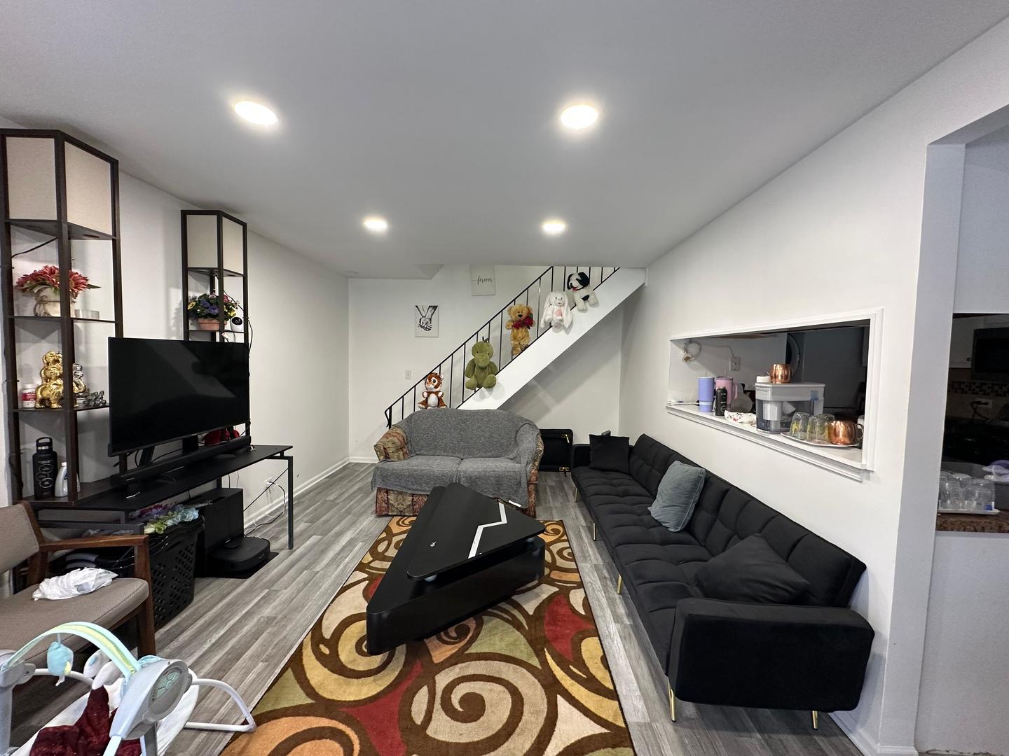 489 James Court #C, Glendale Heights, IL 60139