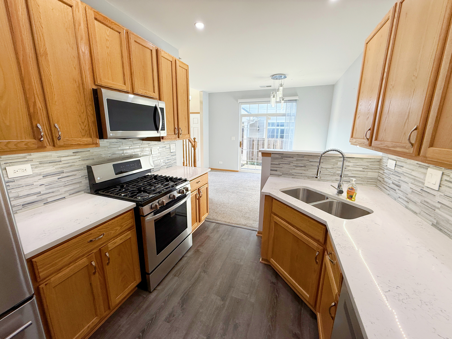 2534 Hillsboro Boulevard #2534, Aurora, IL 60503