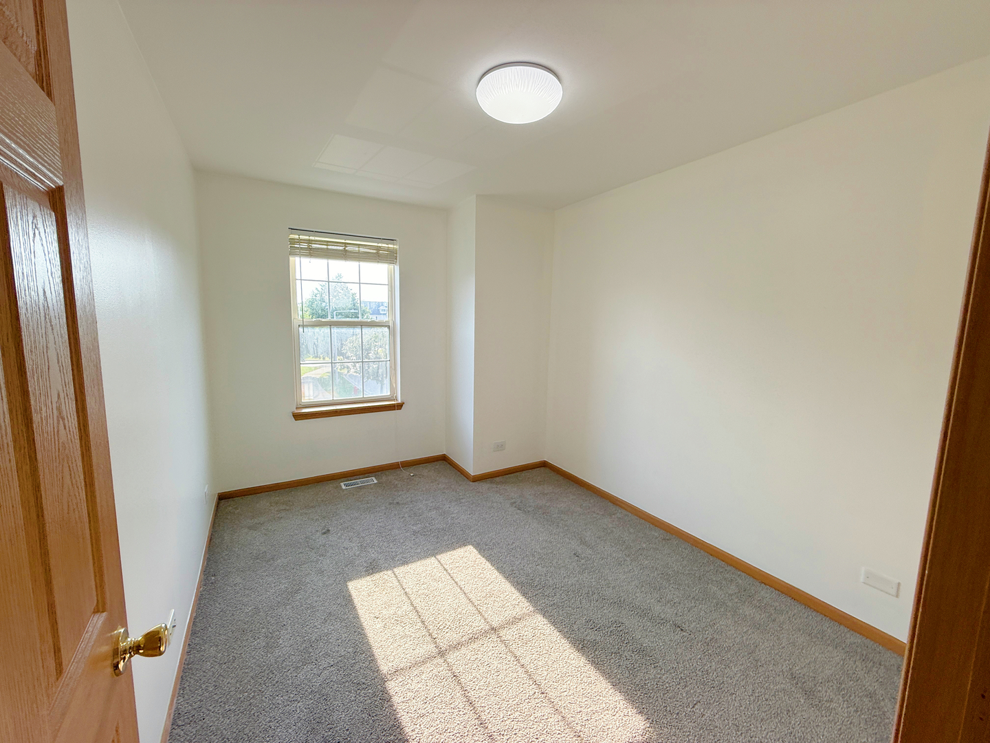 2534 Hillsboro Boulevard #2534, Aurora, IL 60503