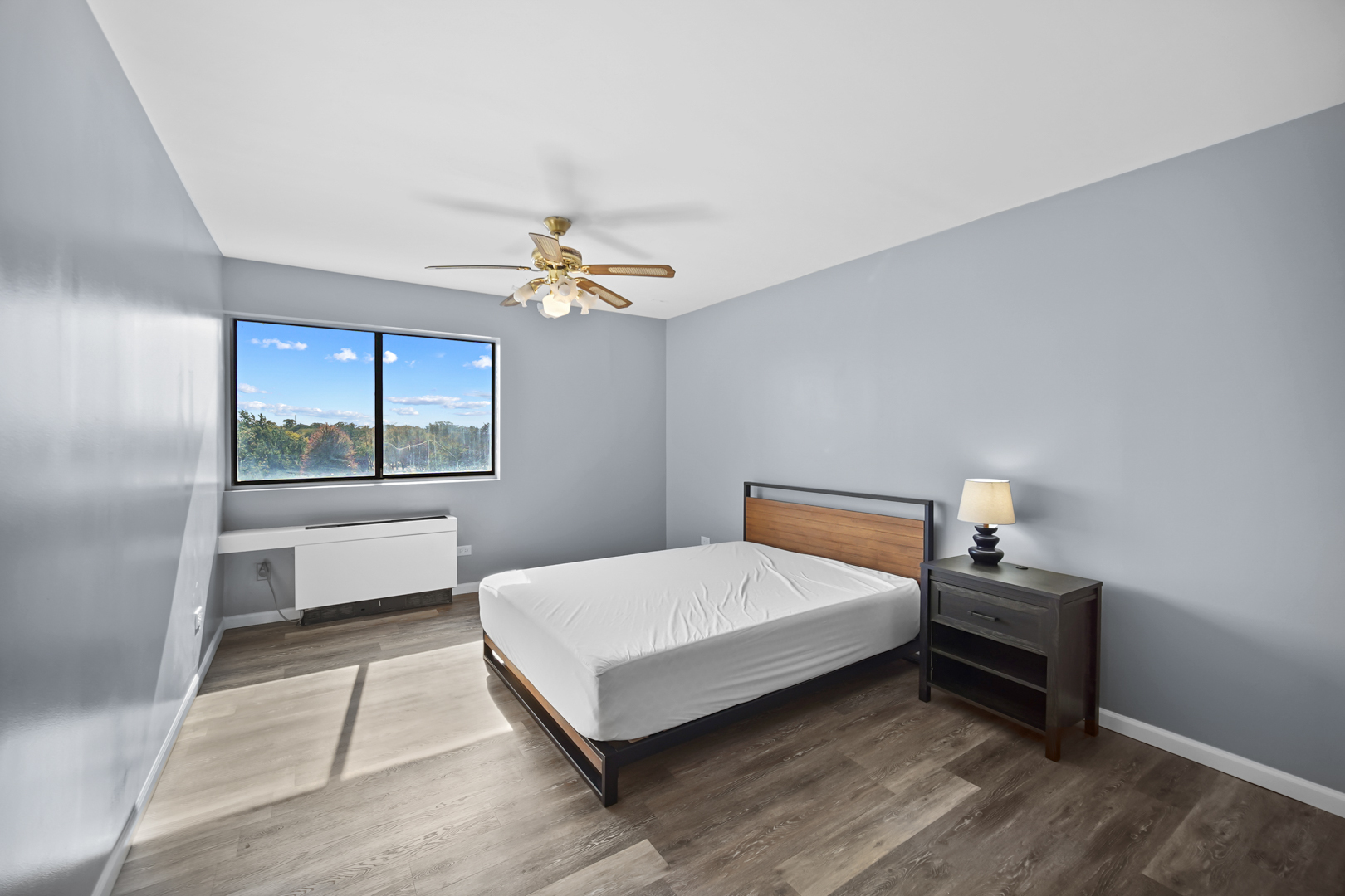 11 W Green Street #606, Bensenville, IL 60106