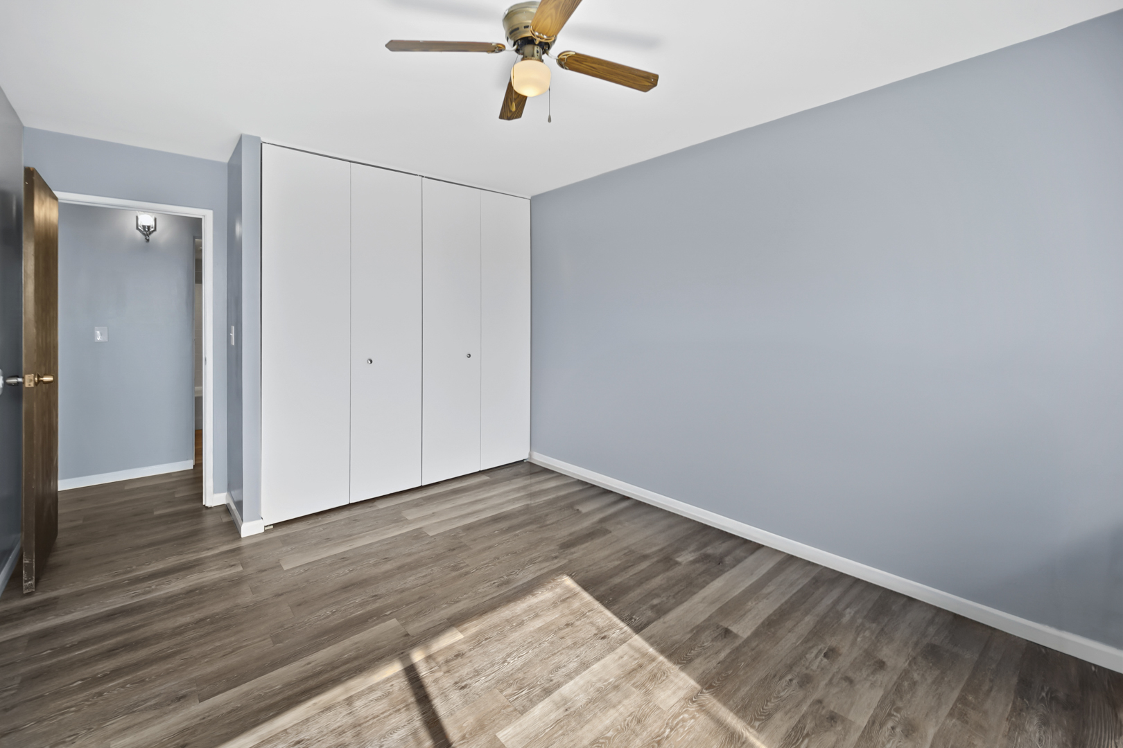 11 W Green Street #606, Bensenville, IL 60106