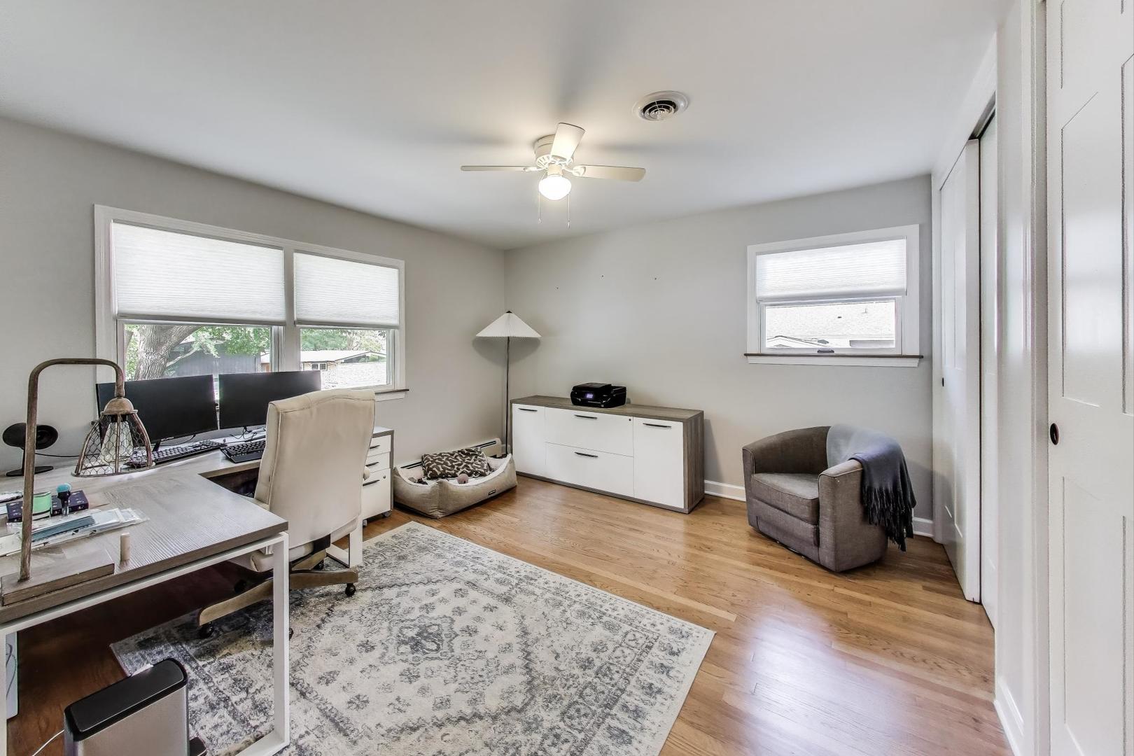 317 E Forest Lane, Palatine, IL 60067