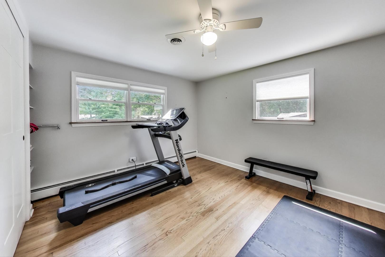 317 E Forest Lane, Palatine, IL 60067