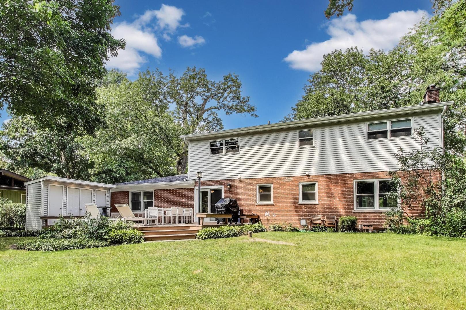 317 E Forest Lane, Palatine, IL 60067