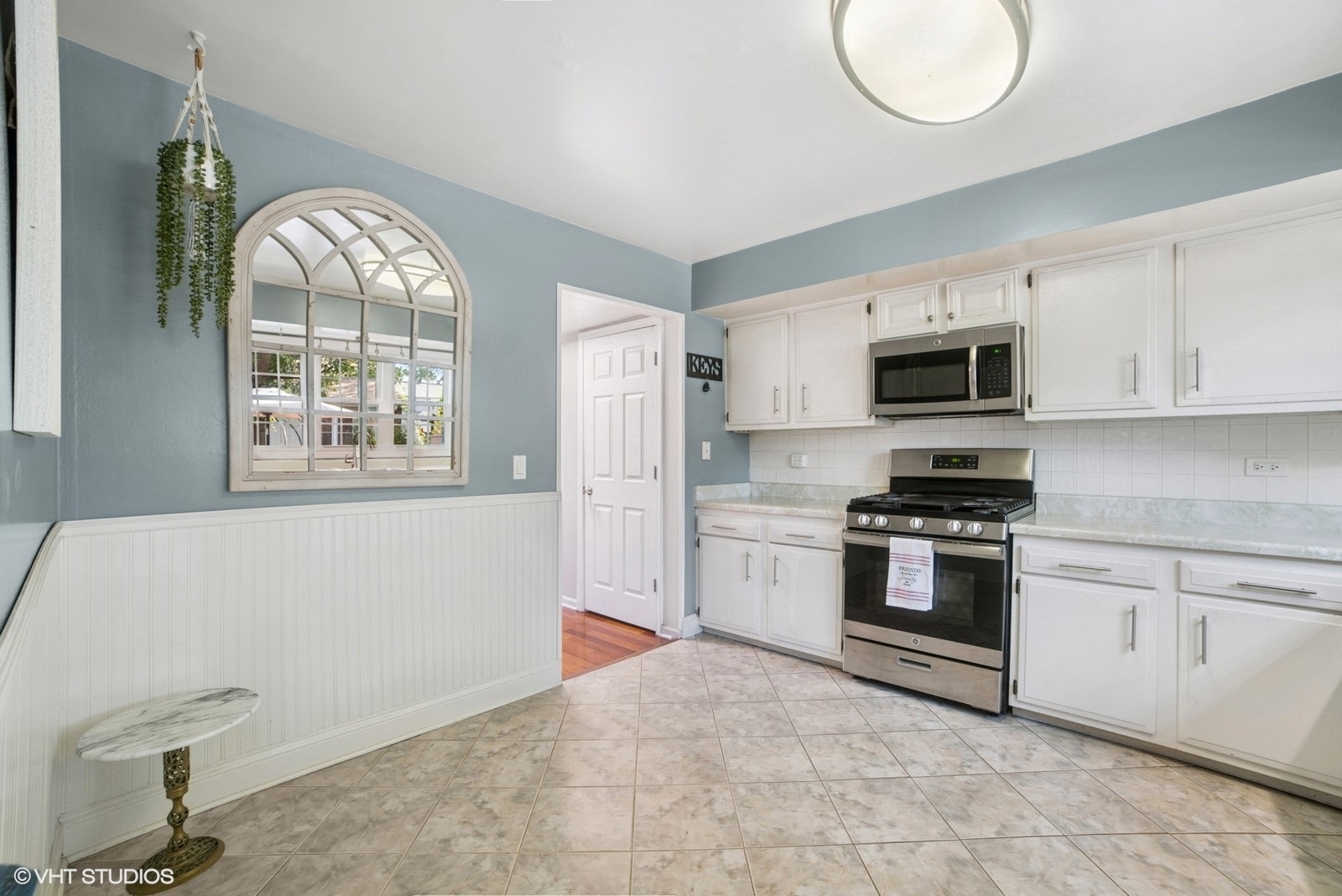 238 Clearbrook Lane, Bloomingdale, IL 60108