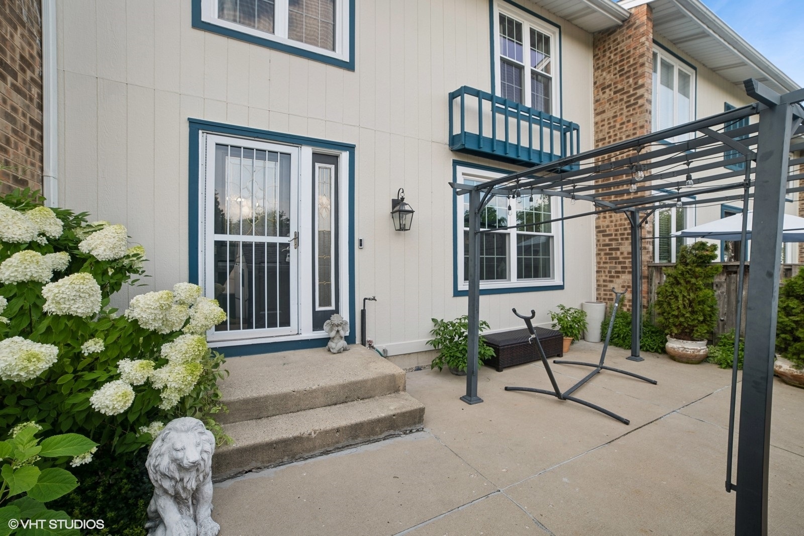 238 Clearbrook Lane, Bloomingdale, IL 60108