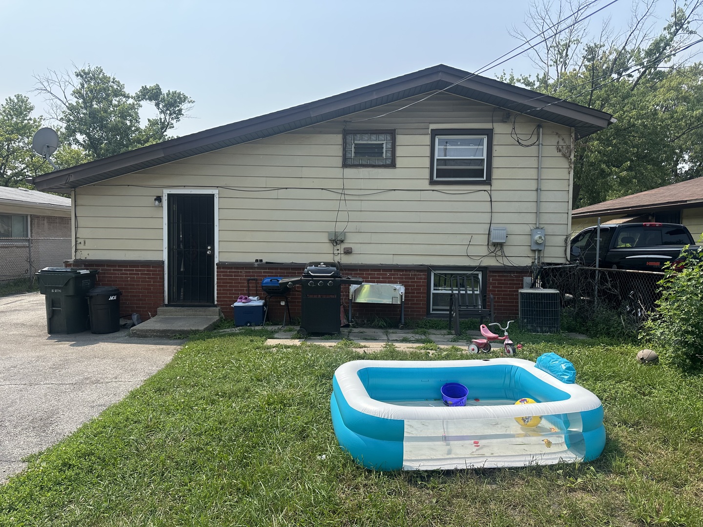 16333 Justine Street, Markham, IL 60428