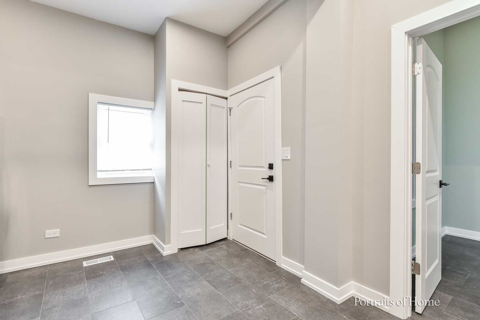 3501 W Le Moyne Street #2, Chicago, IL 60651
