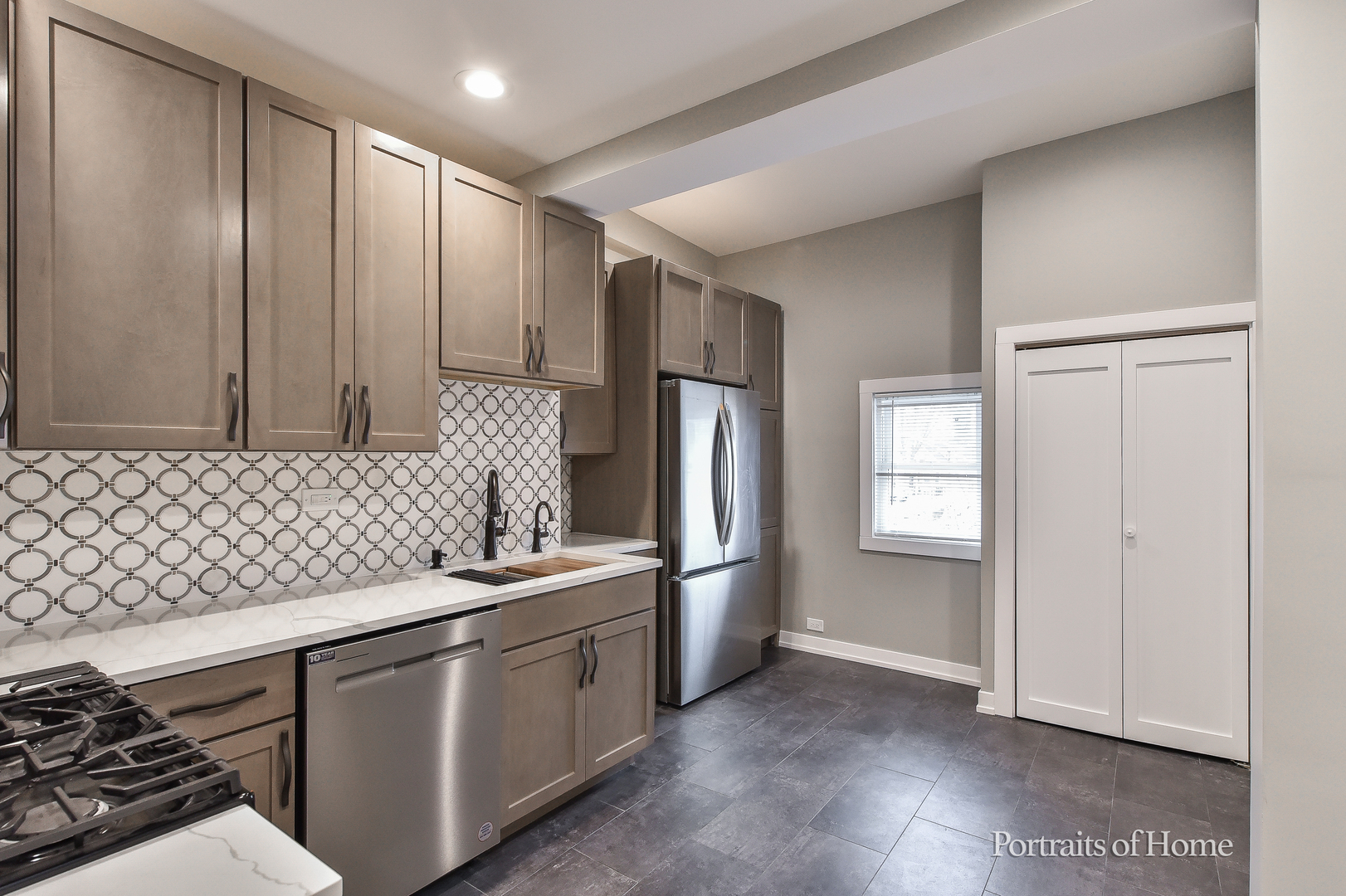 3501 W Le Moyne Street #2, Chicago, IL 60651