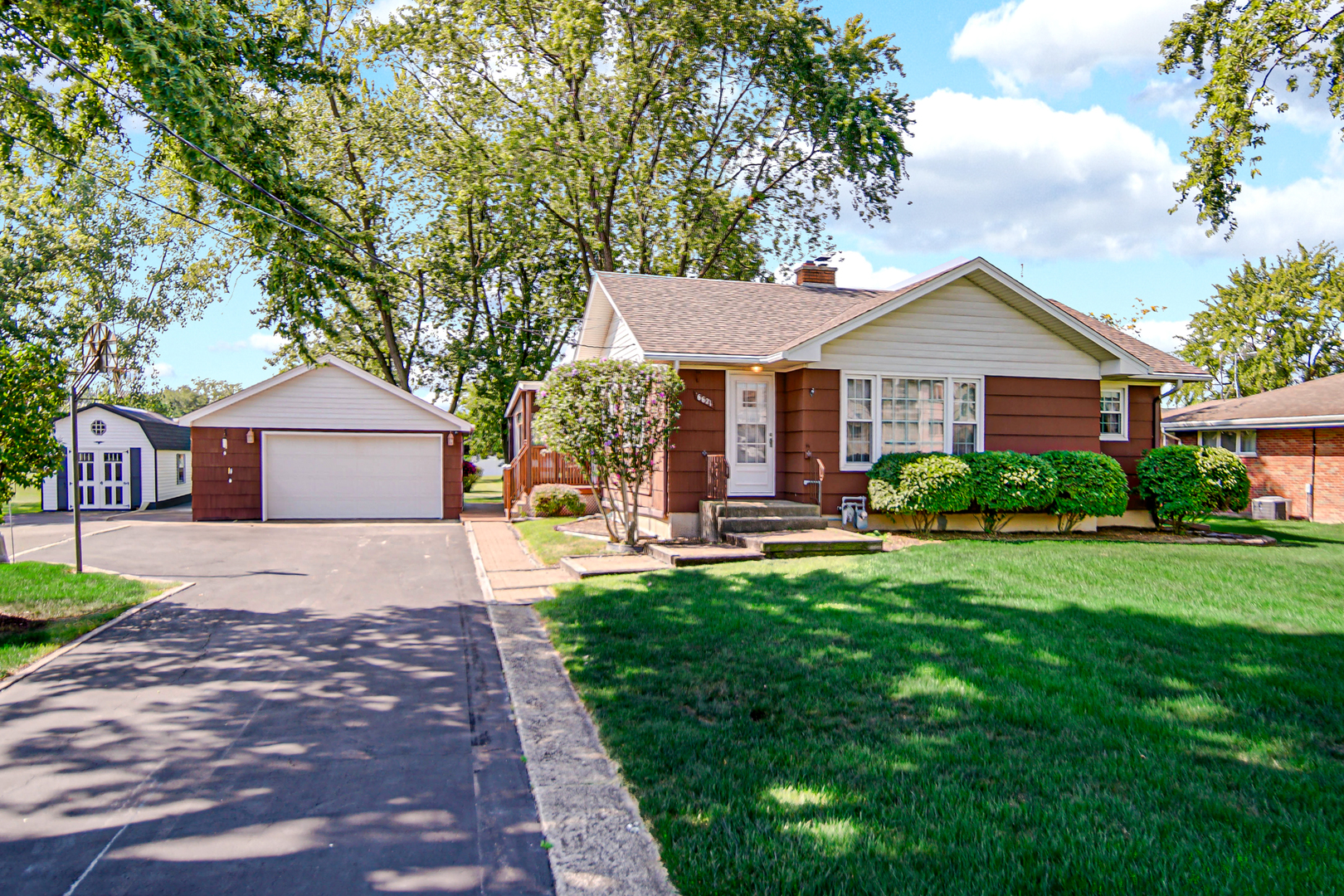 6621 183rd Street, Tinley Park, IL 60477