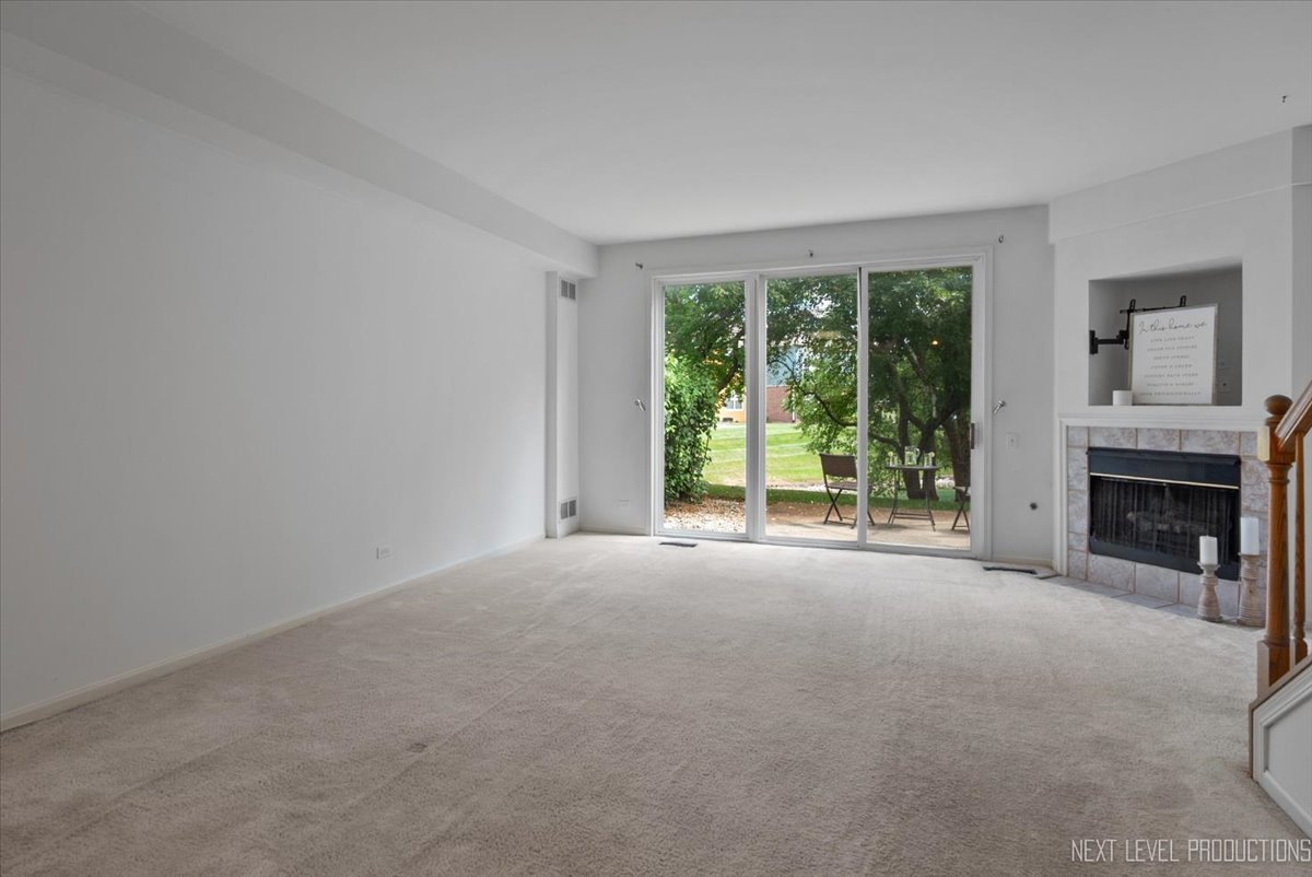 2710 Rockport Lane, Naperville, IL 60564