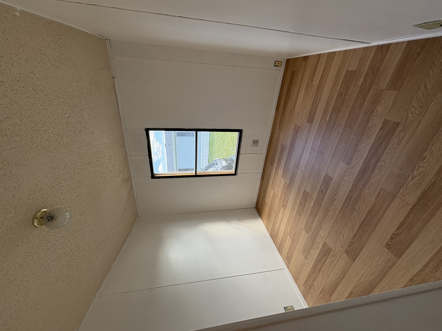 1110 S 9th Street, DeKalb, IL 60115