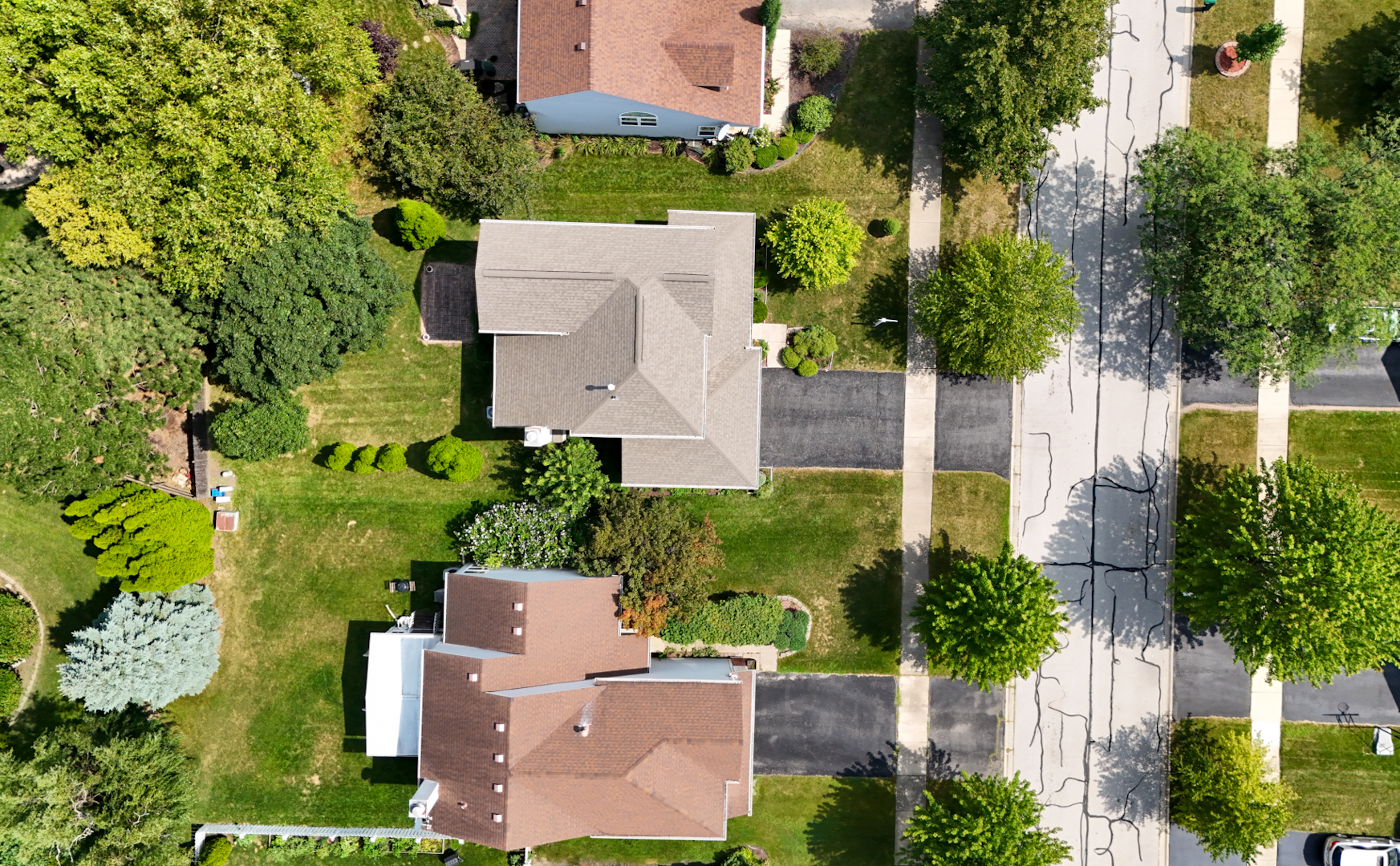 808 Violet Circle, Naperville, IL 60540