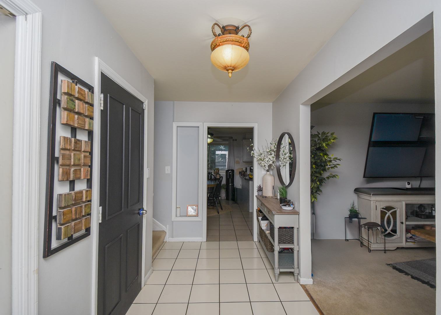 339 N PIONEER Road, Waukegan, IL 60085