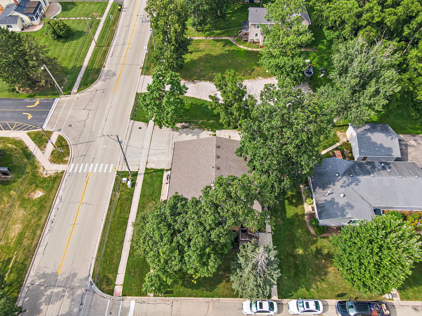 104 E High Avenue, Hampshire, IL 60140