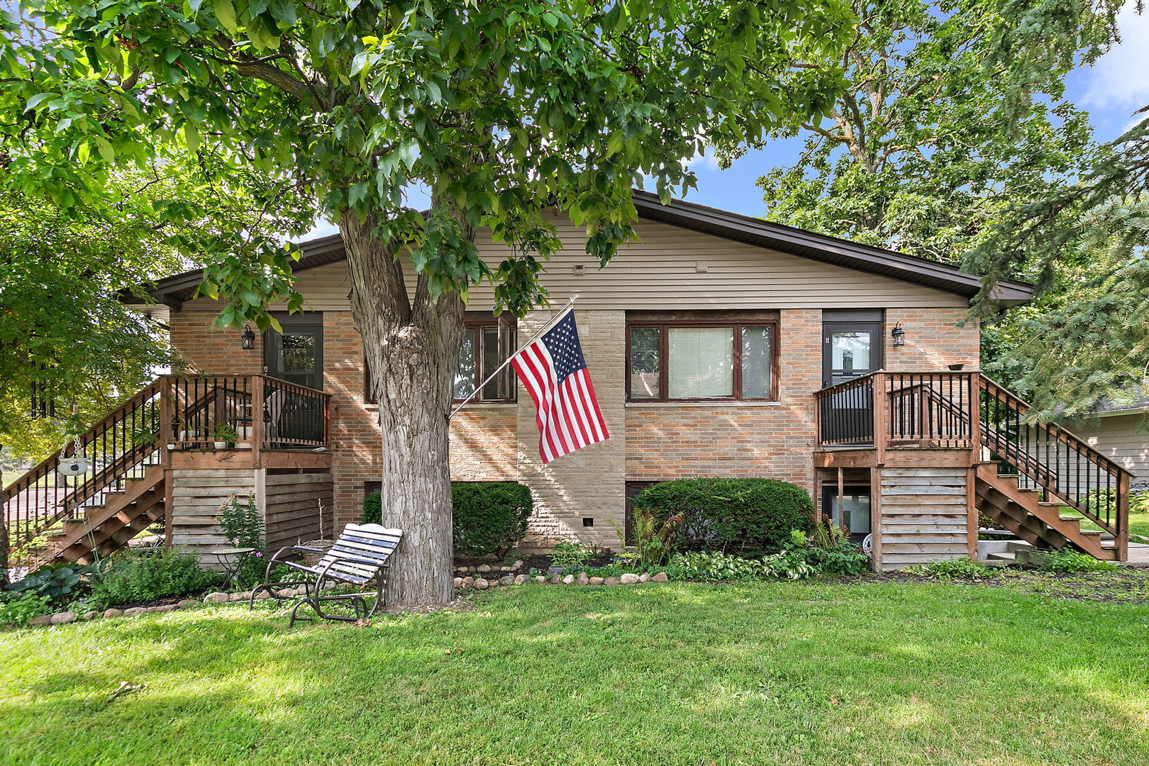 104 E High Avenue, Hampshire, IL 60140