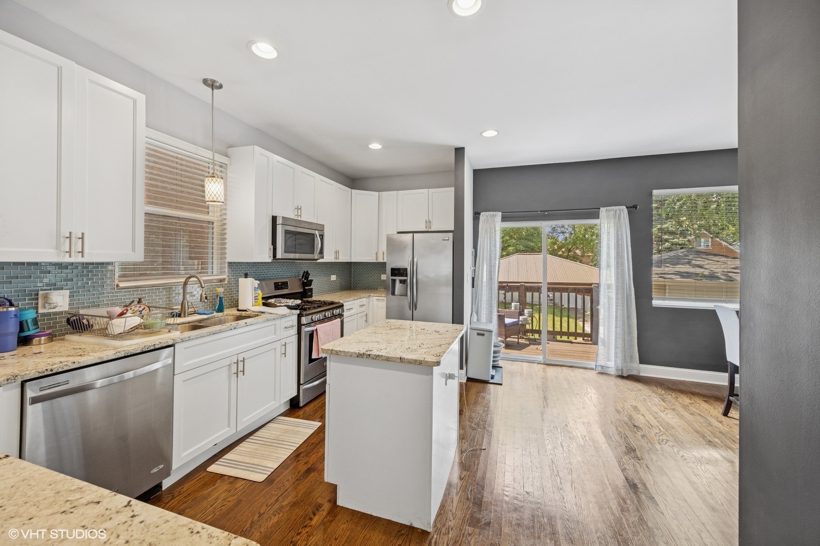 3206 Highland Avenue, Berwyn, IL 60402