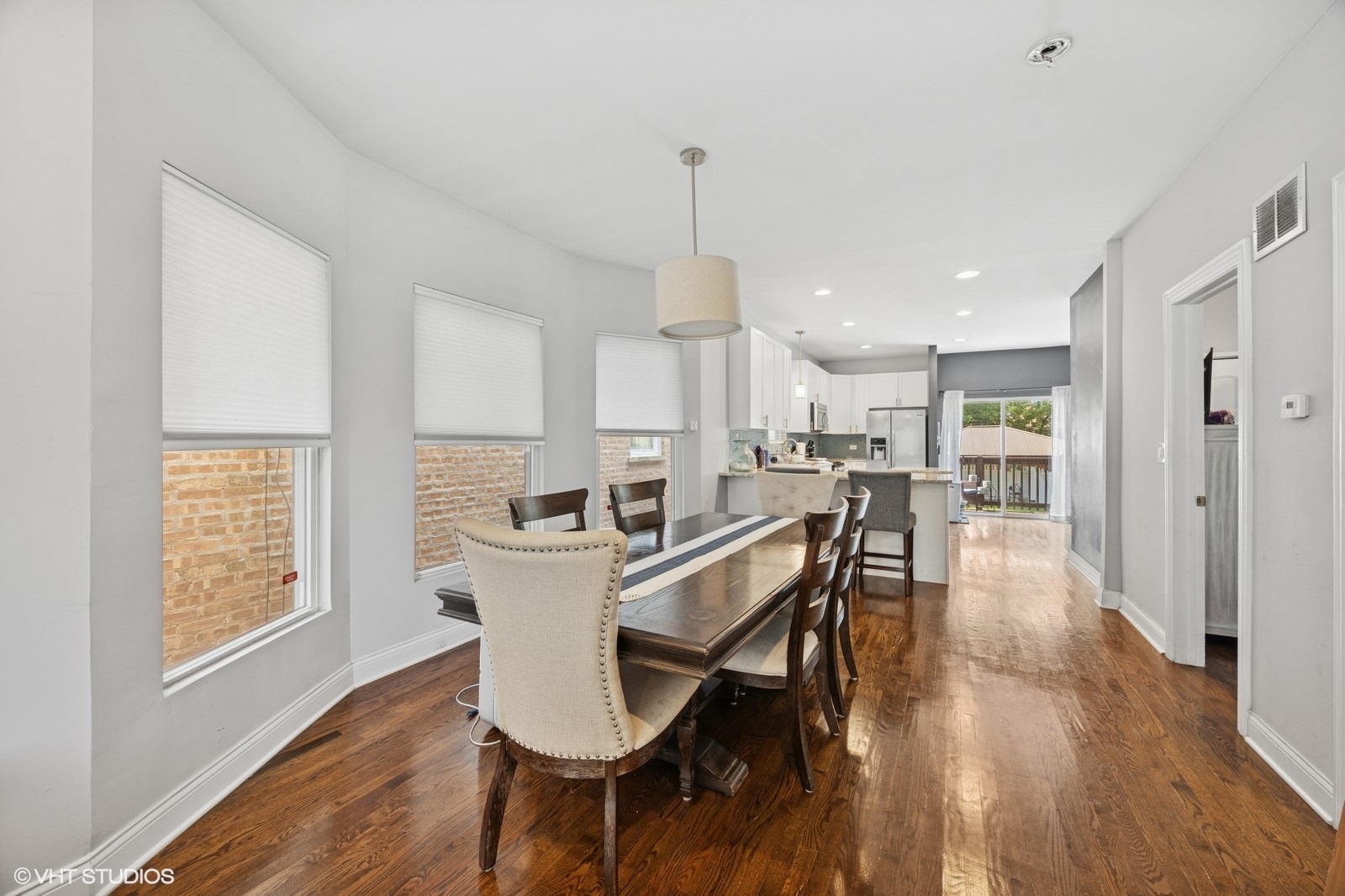 3206 Highland Avenue, Berwyn, IL 60402
