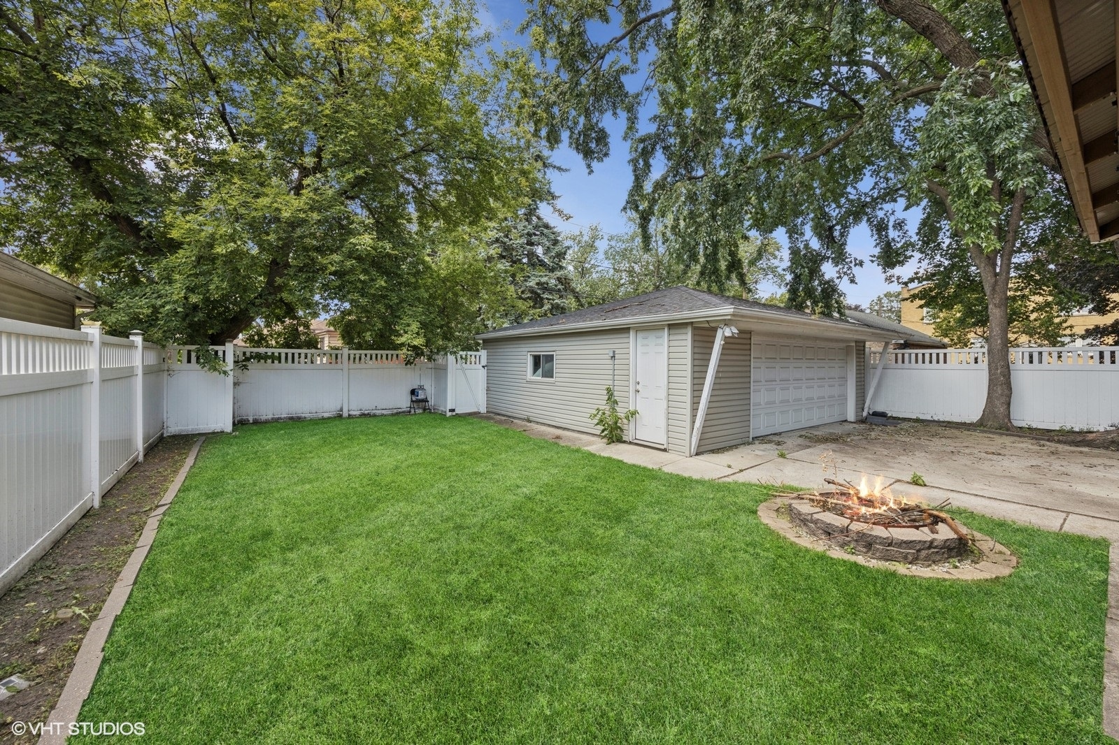 3206 Highland Avenue, Berwyn, IL 60402