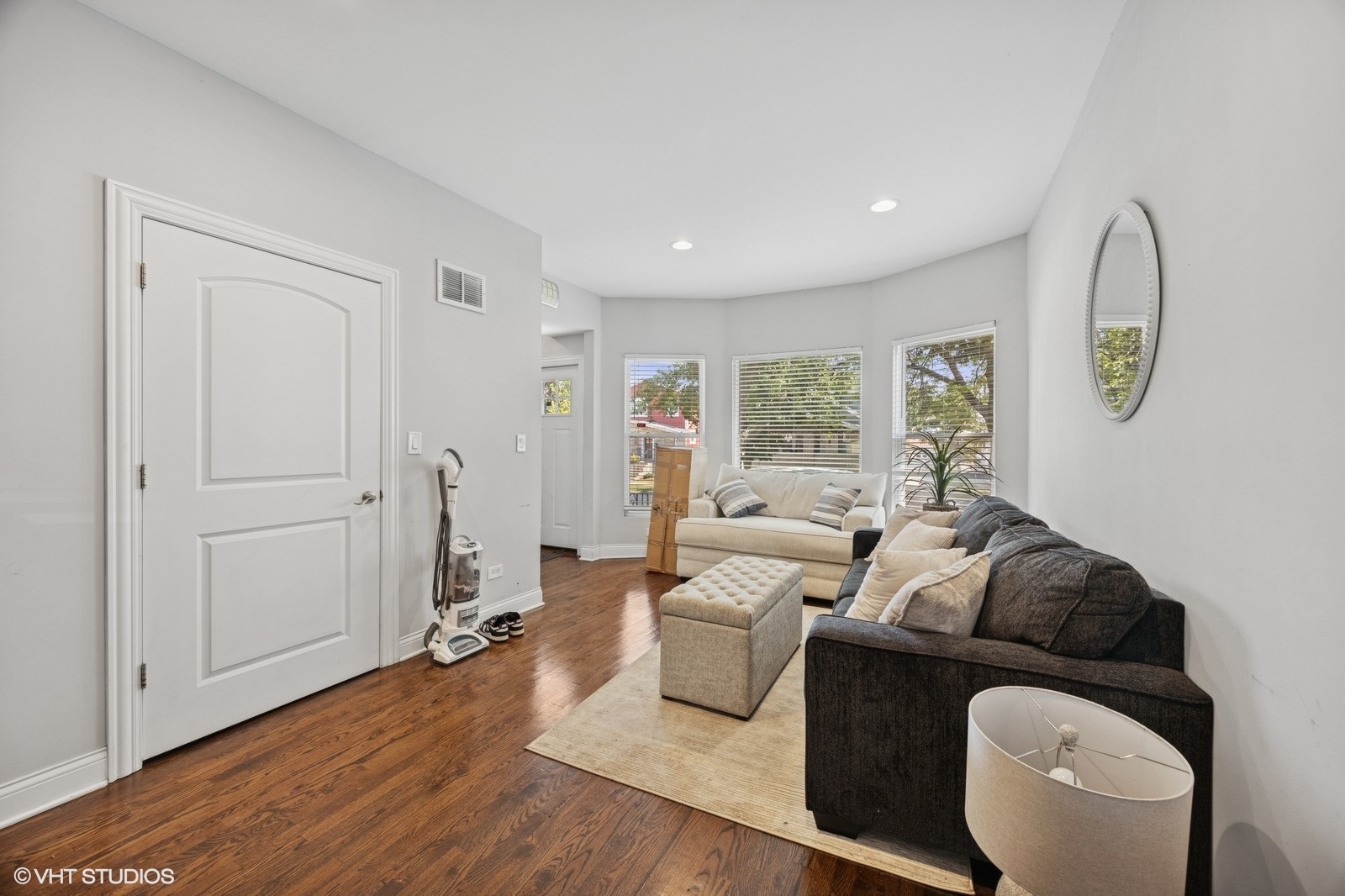 3206 Highland Avenue, Berwyn, IL 60402
