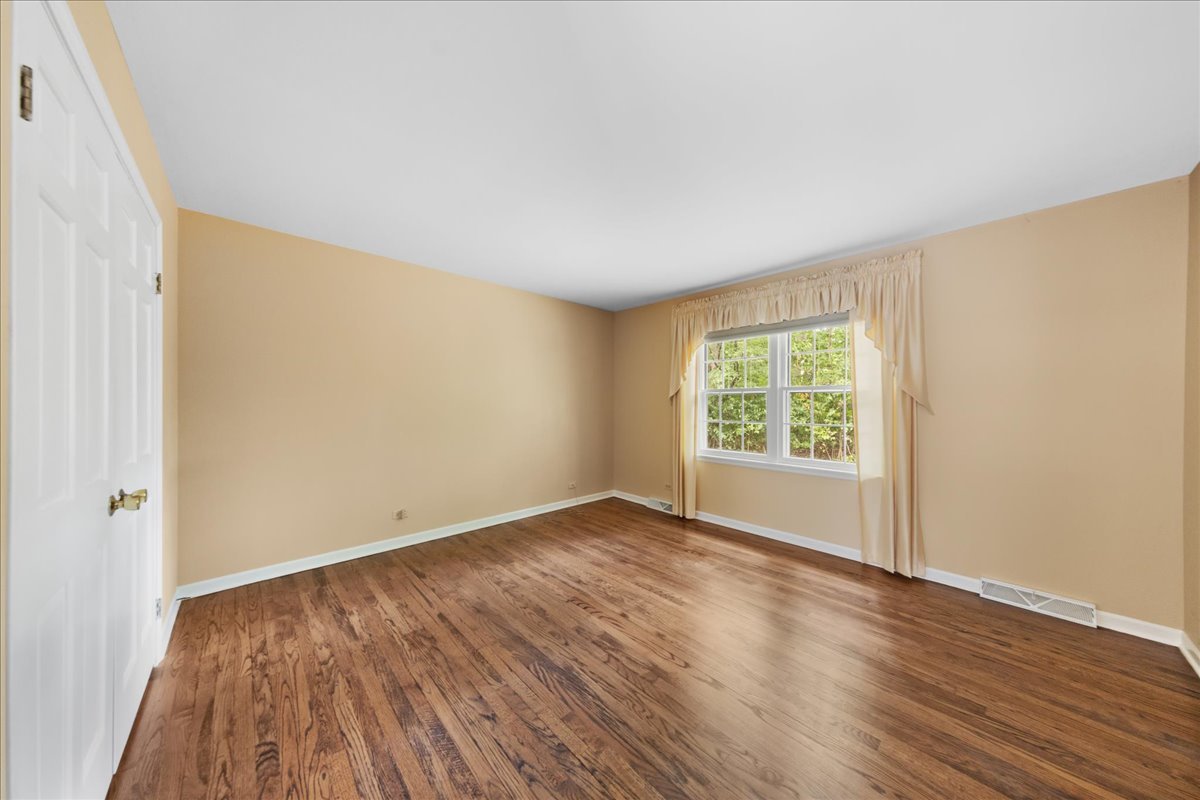 350 E Shady Drive, Palatine, IL 60067