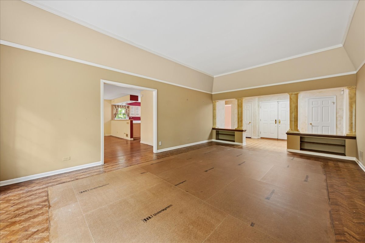 350 E Shady Drive, Palatine, IL 60067