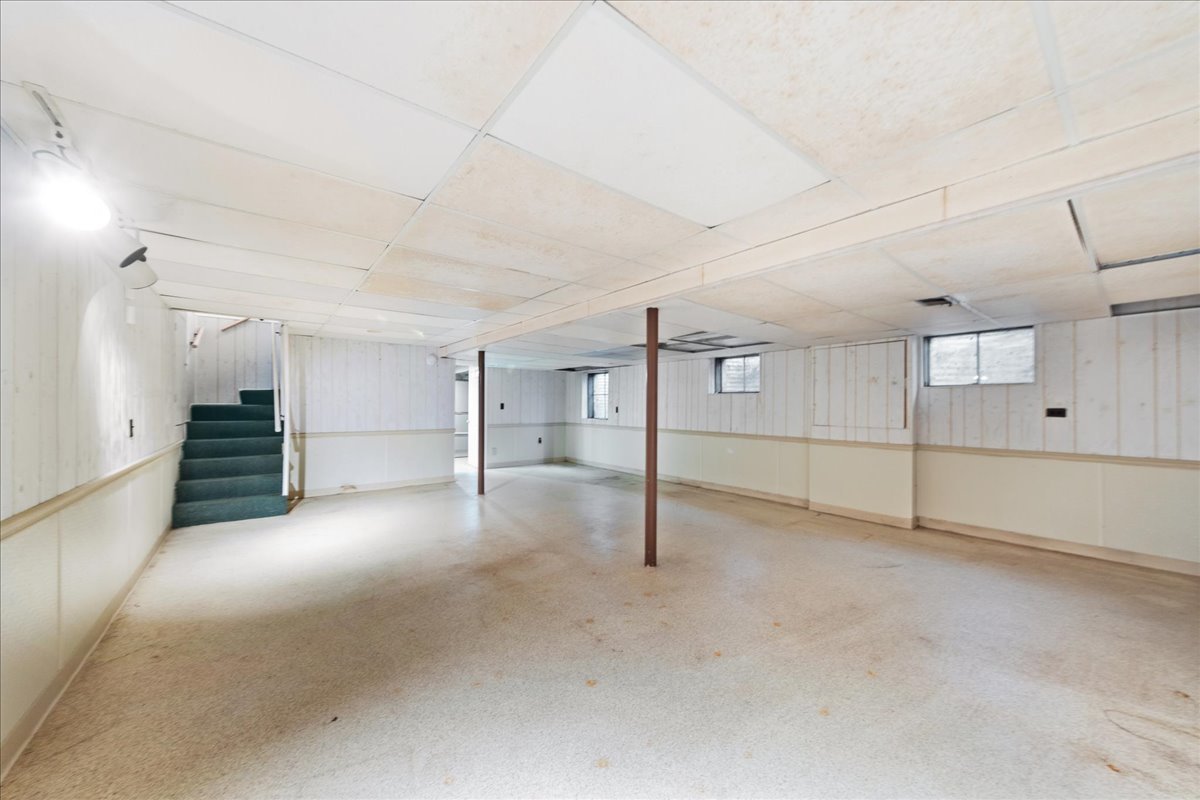 350 E Shady Drive, Palatine, IL 60067
