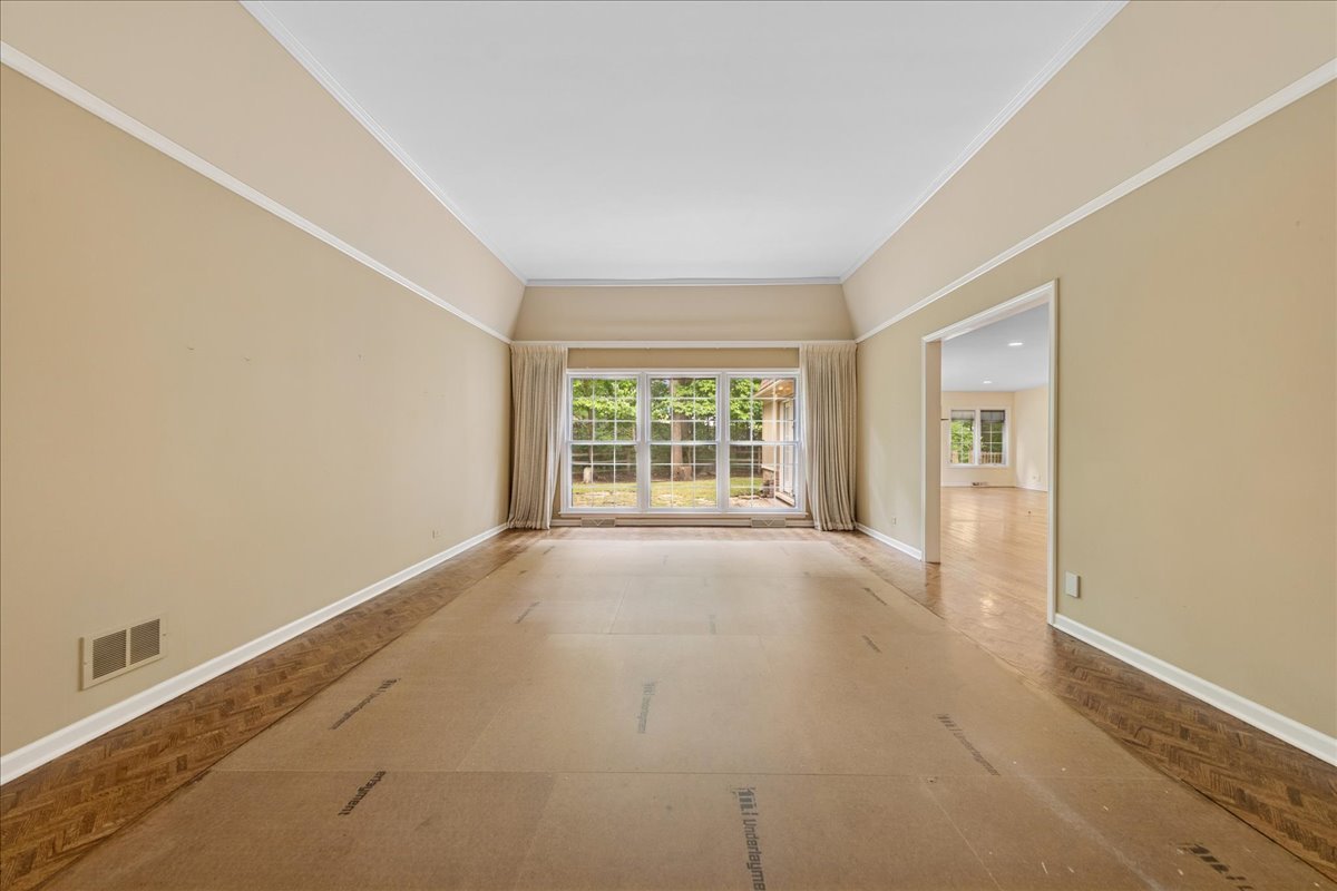 350 E Shady Drive, Palatine, IL 60067