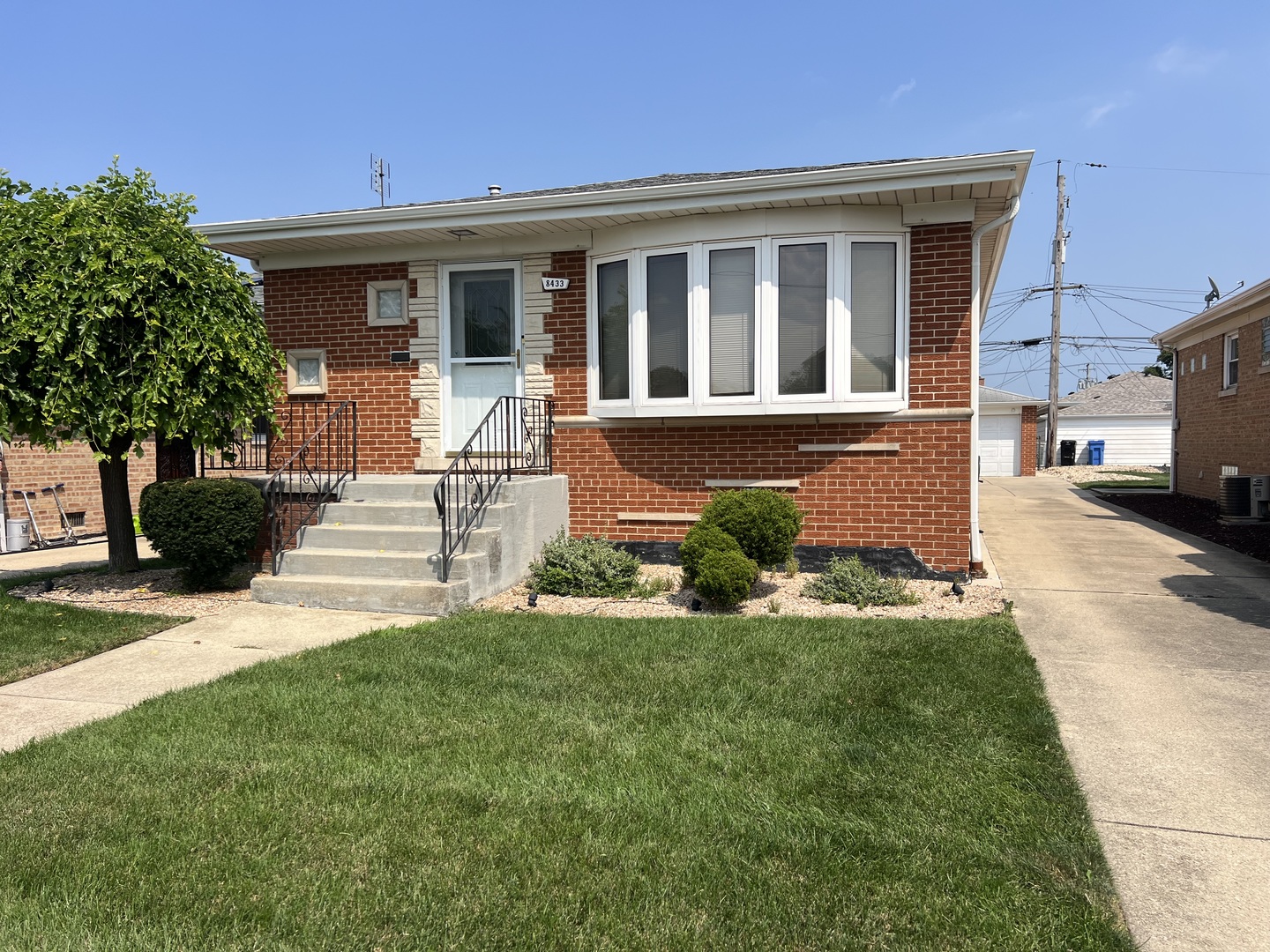 8433 S Karlov Avenue, Chicago, IL 60652