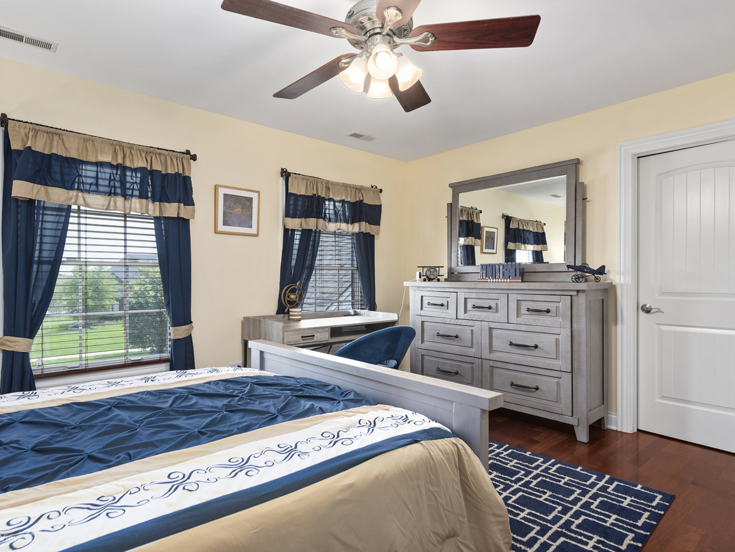 11392 Mckenna Drive, Frankfort, IL 60423