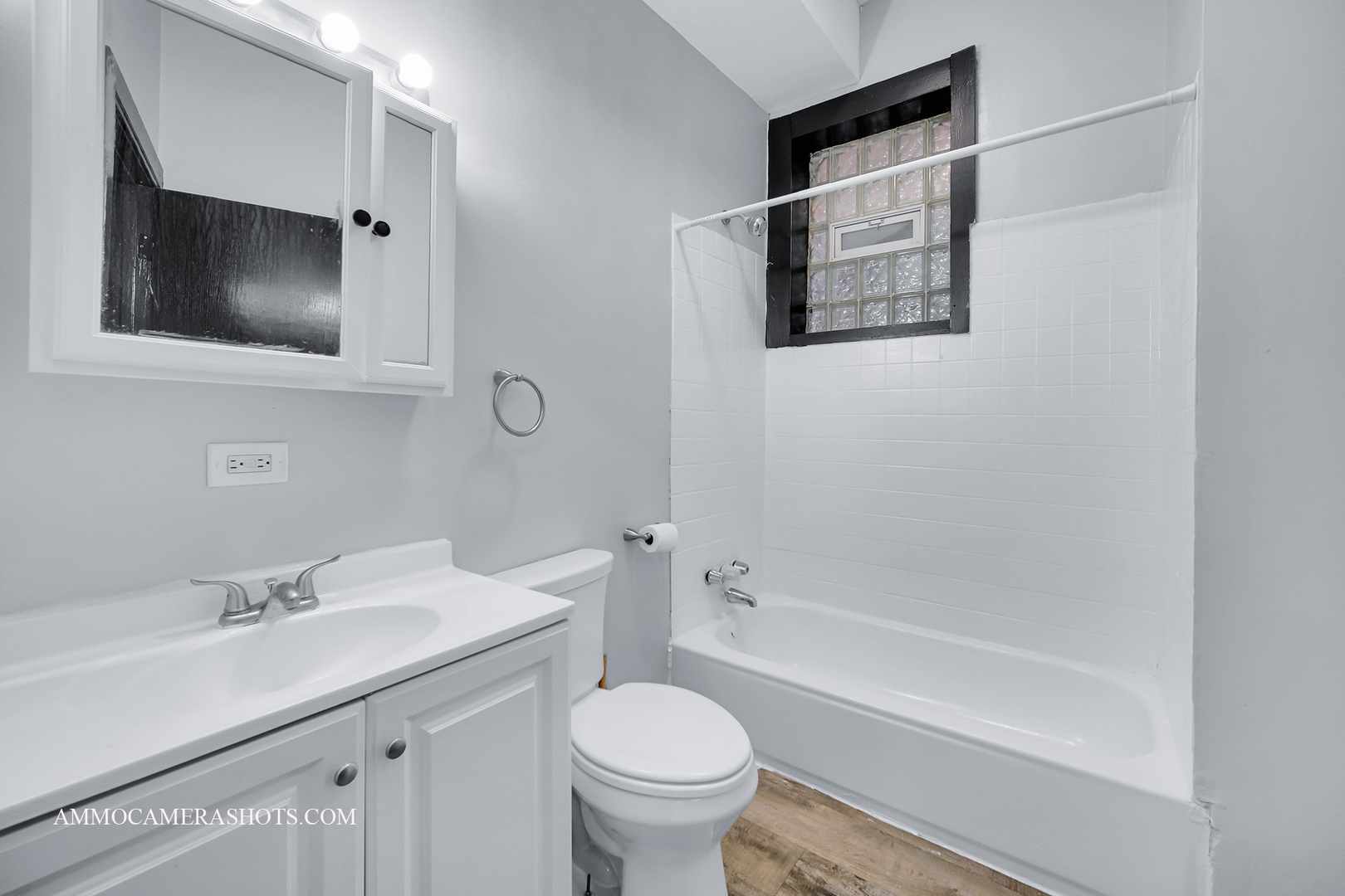 321 N Avers Avenue, Chicago, IL 60624