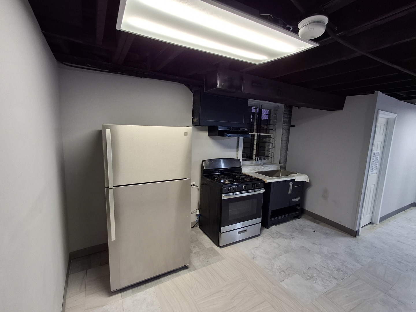 321 N Avers Avenue, Chicago, IL 60624