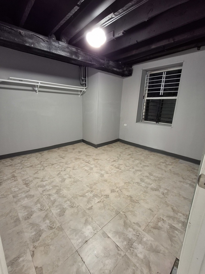 321 N Avers Avenue, Chicago, IL 60624